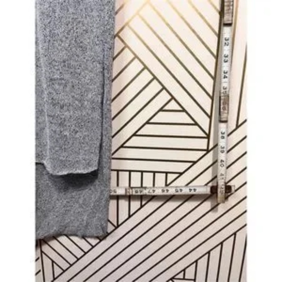 Lot- Chic Women's Clothing Bundle – Studio Tahari Black Suit, Romeo & Juliet - Picture 15 of 16